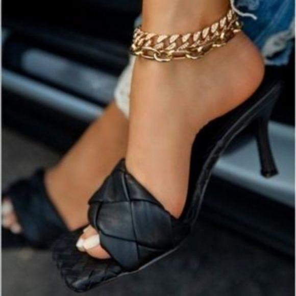 Shoes - !! EXCLUSIVE !! Square Toe Braided Mule in Black